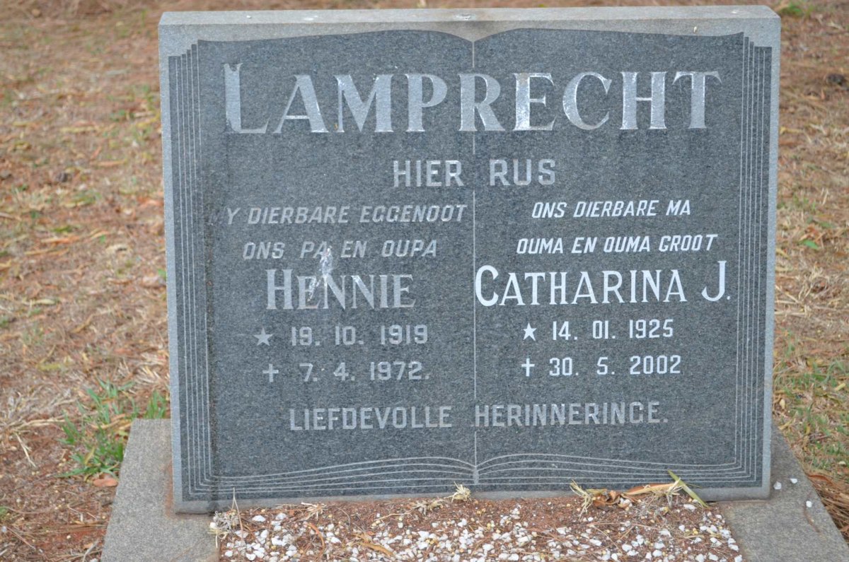 LAMPRECHT Hennie 1919-1972 &amp; Catharina J. 1925-2002