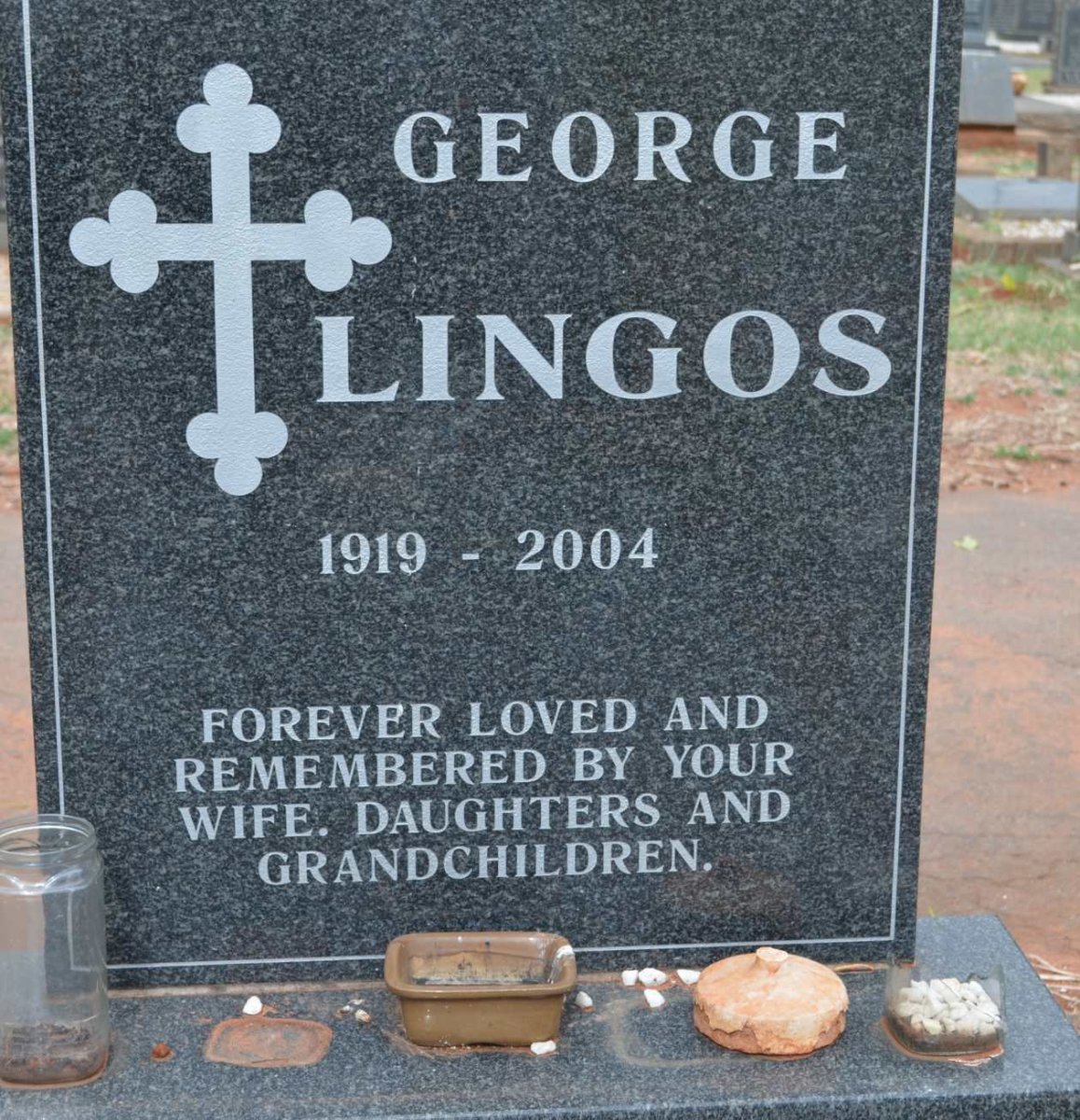 LINGOS George 1919-2004