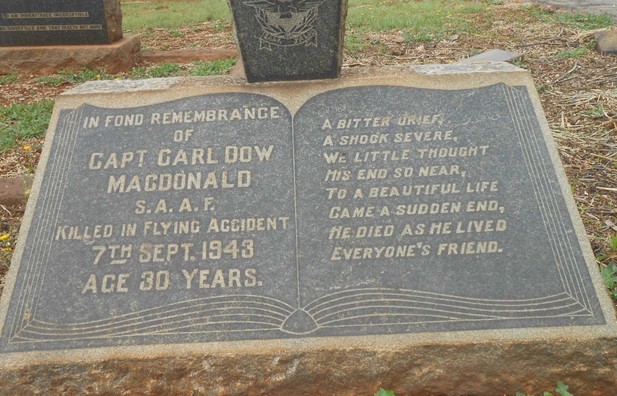 MacDONALD Carl Dow -1943