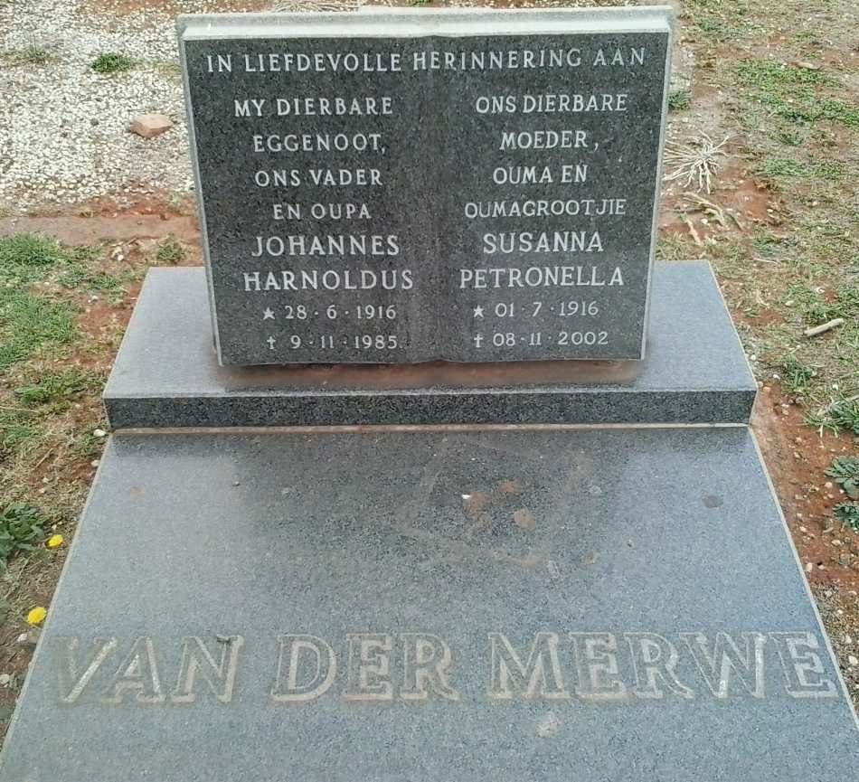 MERWE Johannes Harnoldus, van der 1916-1985 &amp; Susanna Petronella 1916-2002