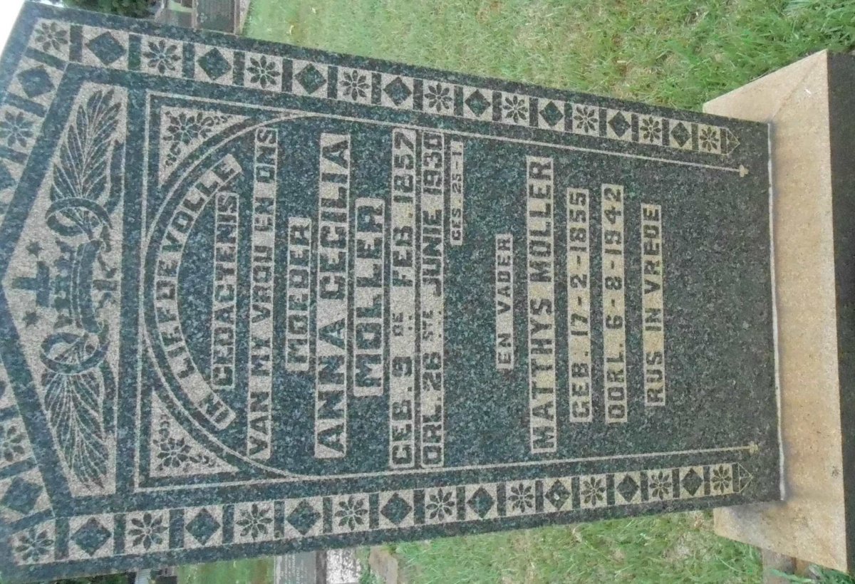 MOLLER Matthys 1855-1942 &amp; Anna Cecilia 1857-1930