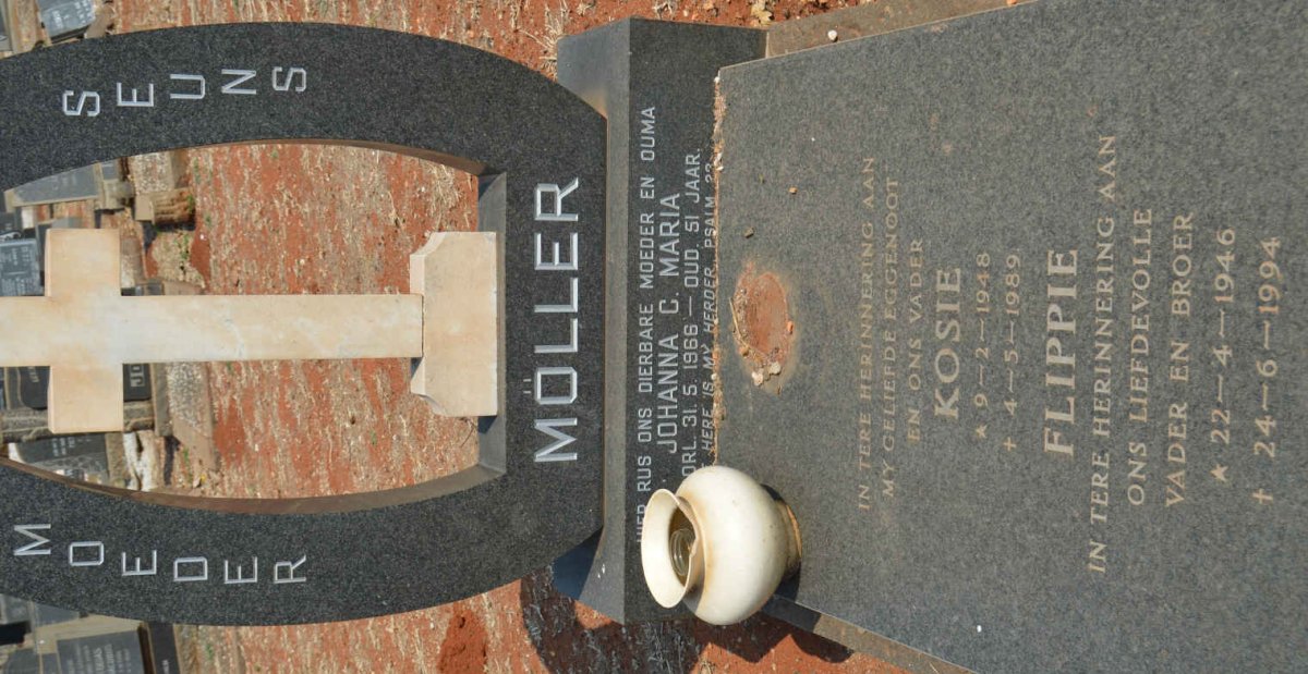 MÖLLER Johanna C. Maria -1966 :: MÖLLER Kosie 1948-1989 :: MÖLLER Flippie 1946-1994