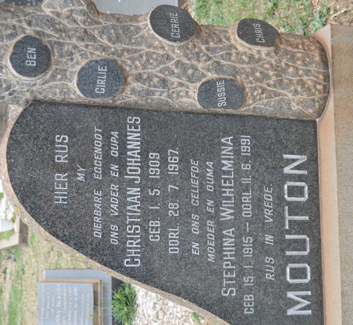 MOUTON Christiaan Johannes 1909-1967 &amp; Stephina Wilhelmina 1915-1991