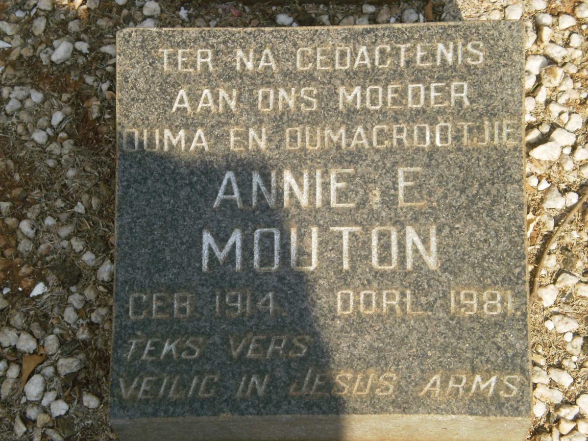 MOUTON Annie E. 1914-1981