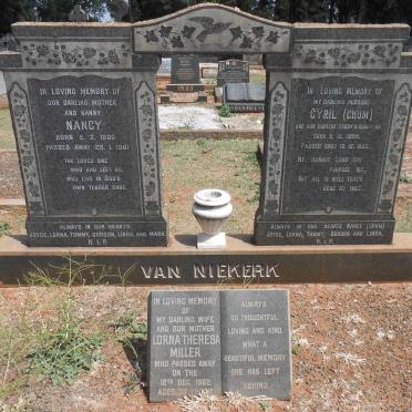 NIEKERK Cyril, van 1898-1955 &amp; Nancy 1900-1961 :: MILLER Lorna Theresa -1962