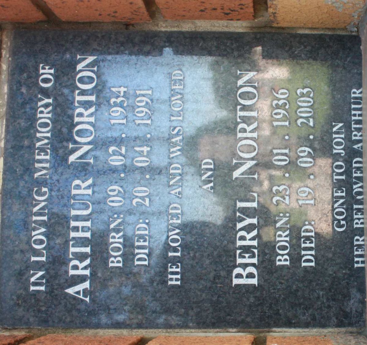 NORTON Arthur 1934-1991 &amp; Beryl 1936-2003