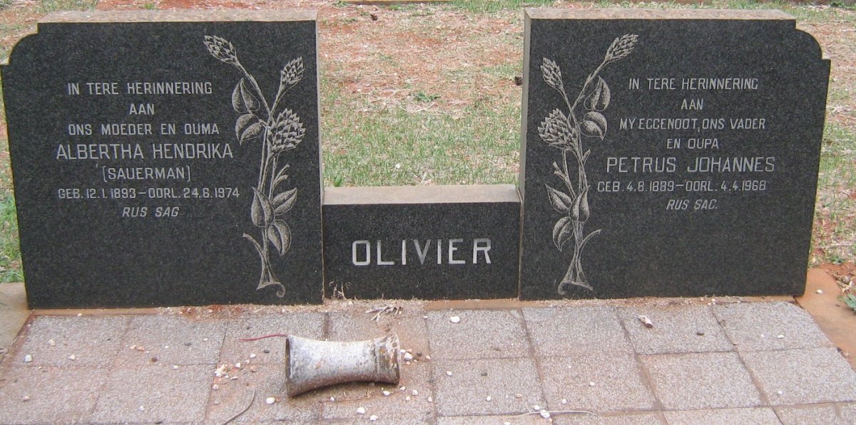 OLIVIER Petrus Johannes 1889-1968 &amp; Albertha Hendrika SAUERMAN 1893-1974