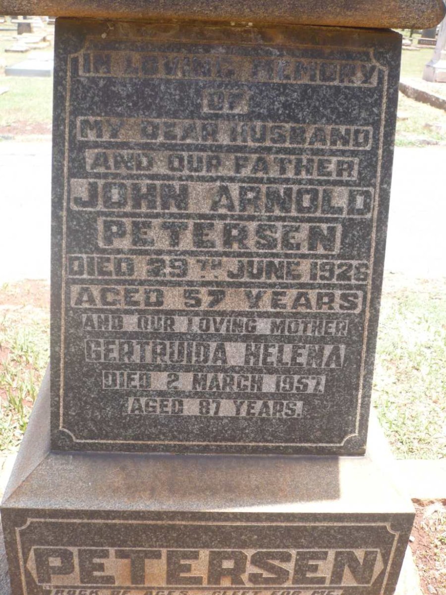 PETERSEN John Arnold -1926 &amp; Gertruida Helena -1957