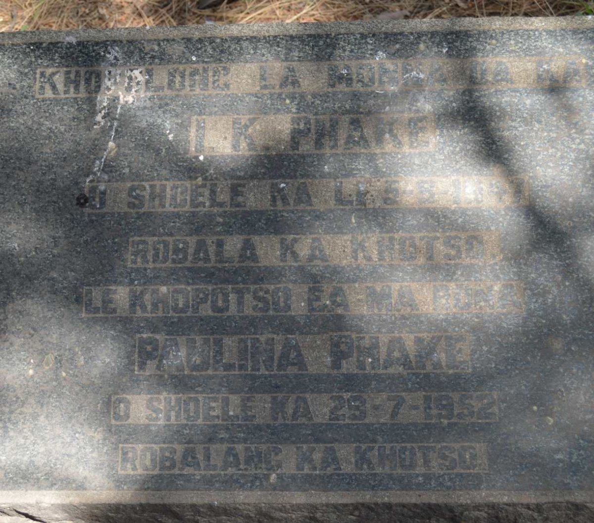PHAKE I.K. -1947 &amp; Paulina -1952