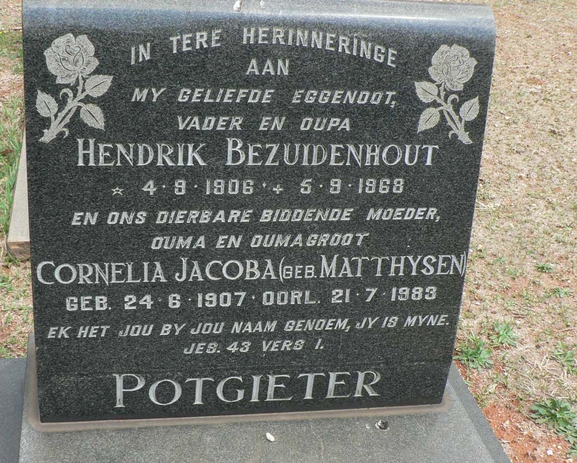POTGIETER Hendrik Bezuidenhout 1906-1968 &amp; Cornelia Jacoba MATTHYSEN 1907-1983