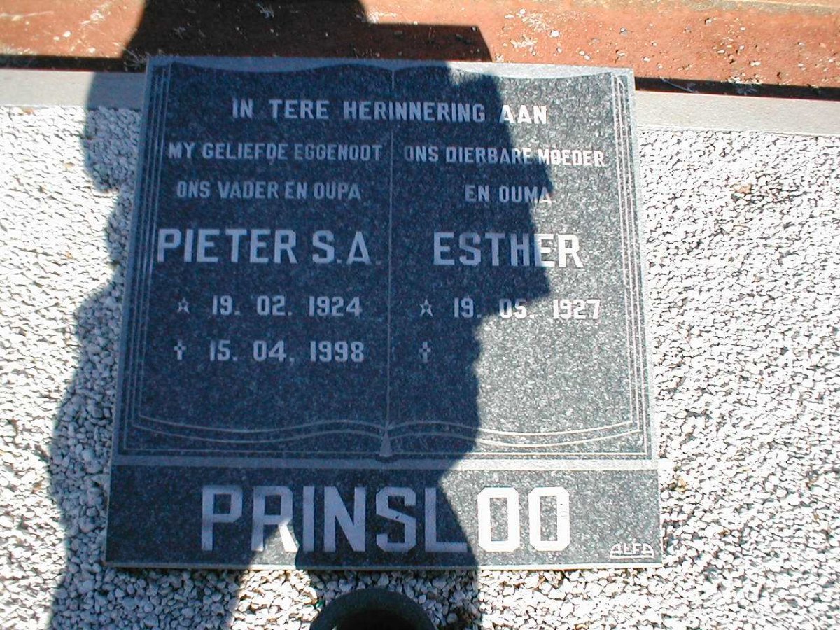 PRINSLOO Pieter S.A. 1924-1998 &amp; Esther 1927-