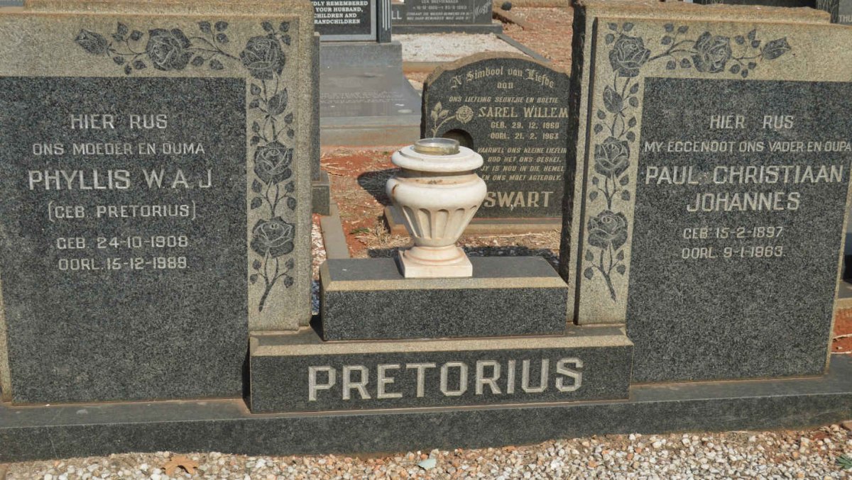 PRETORIUS Paul Christiaan Johannes 1897-1963 &amp; Phyllis W.A.J. PRETORIUS 1908-1989