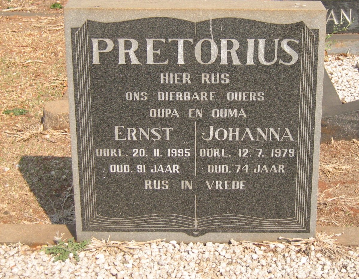 PRETORIUS Ernst -1995 &amp; Johanna -1979