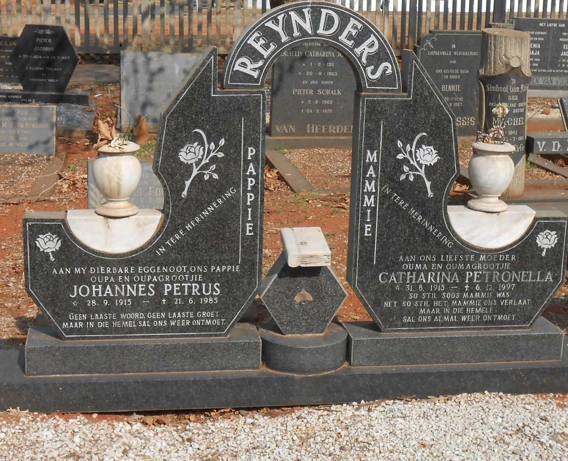 REYNDERS Johannes Petrus 1915-1985 &amp; Catharina Petronella 1915-1997