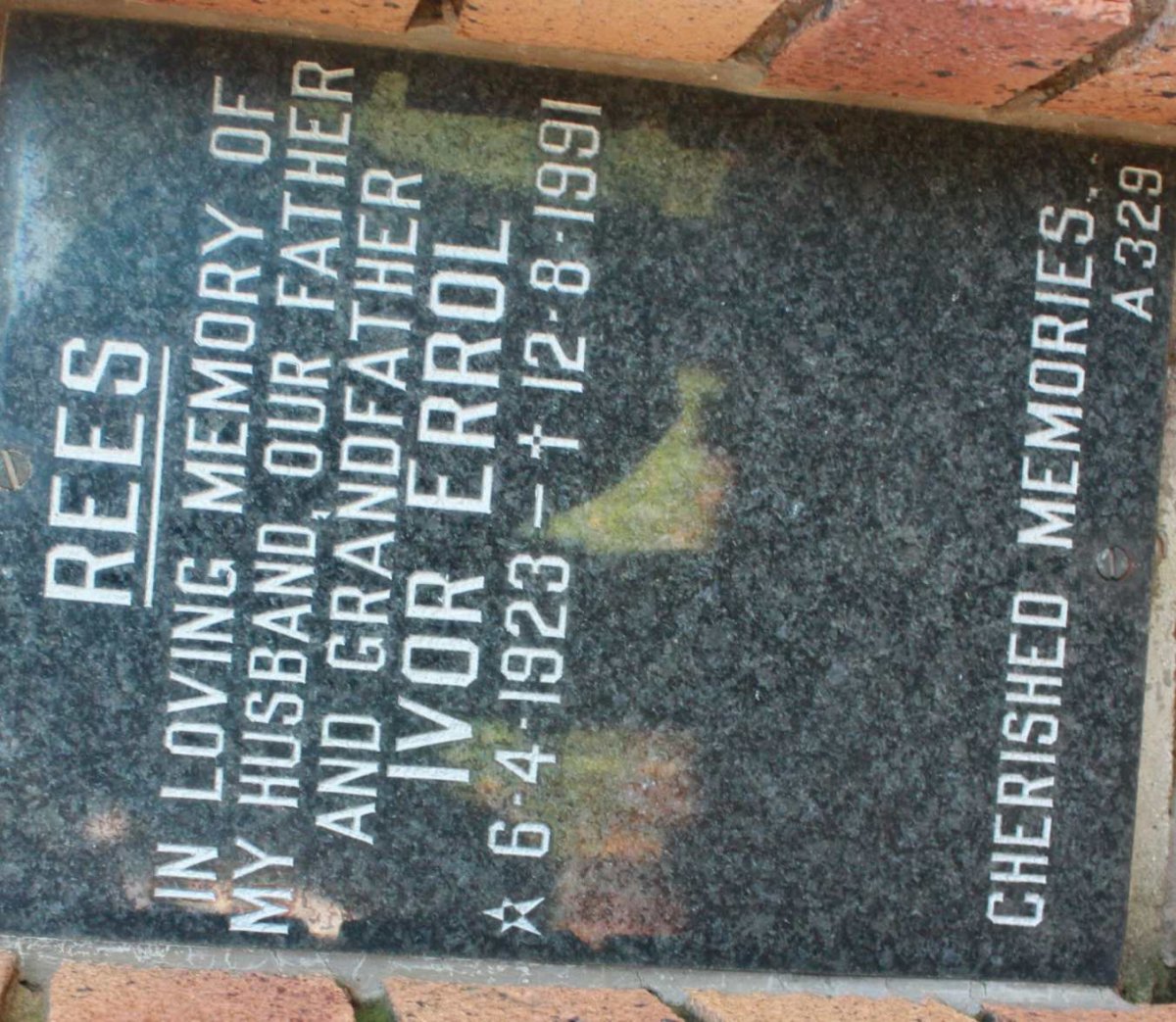 REES Ivor Errol 1923-1991