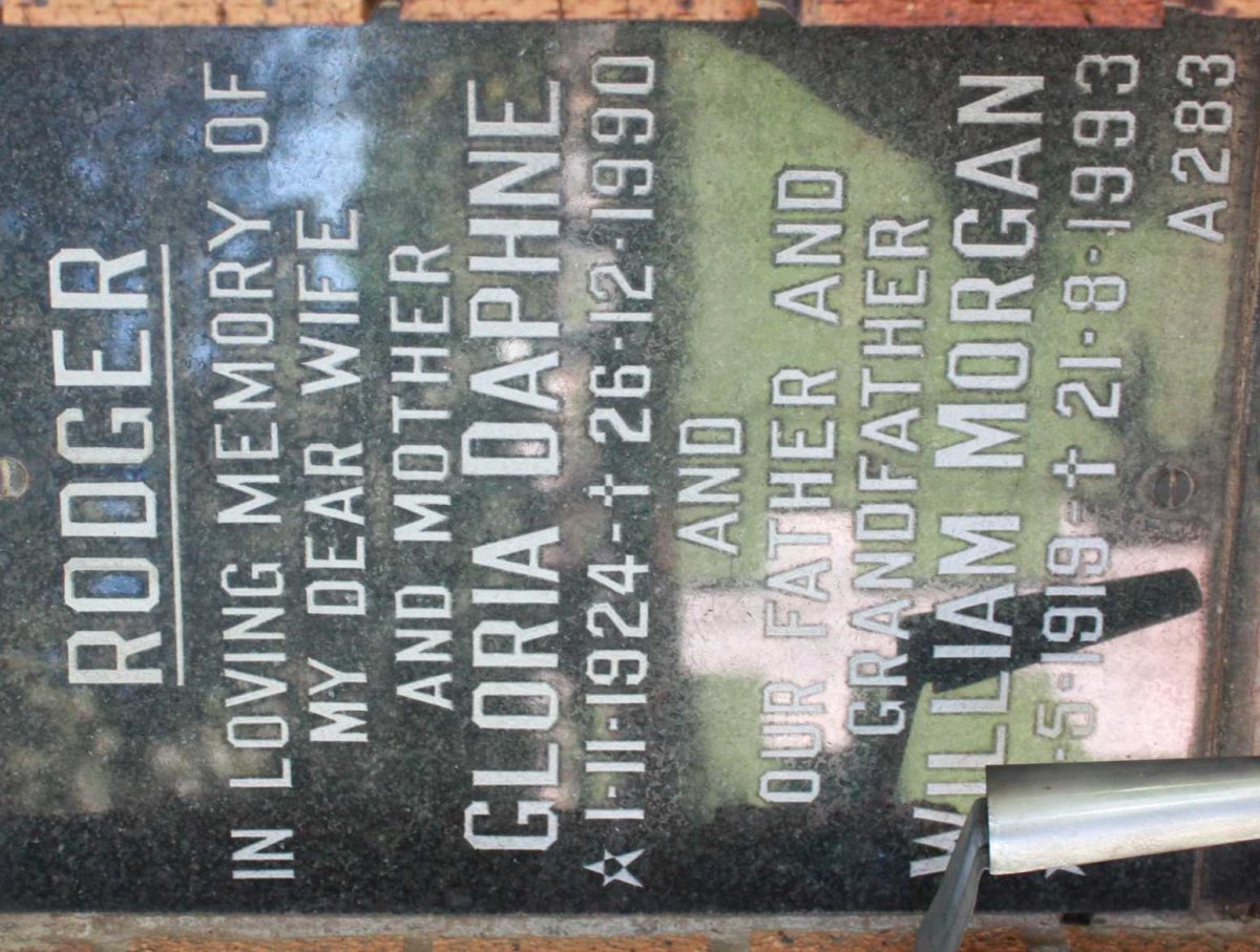 RODGER William Morgan 1919-1993 &amp; Gloria Daphne 1924-1990