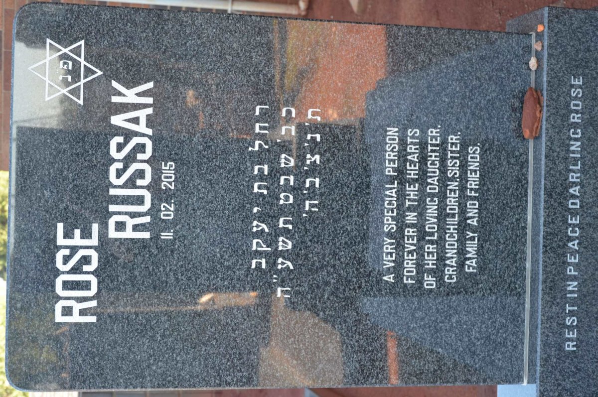RUSSAK Rose -2015