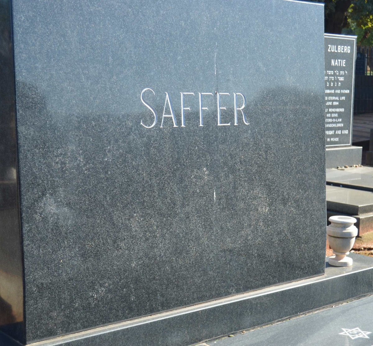 SAFFER Leonard -1976 &amp; Edie -2008