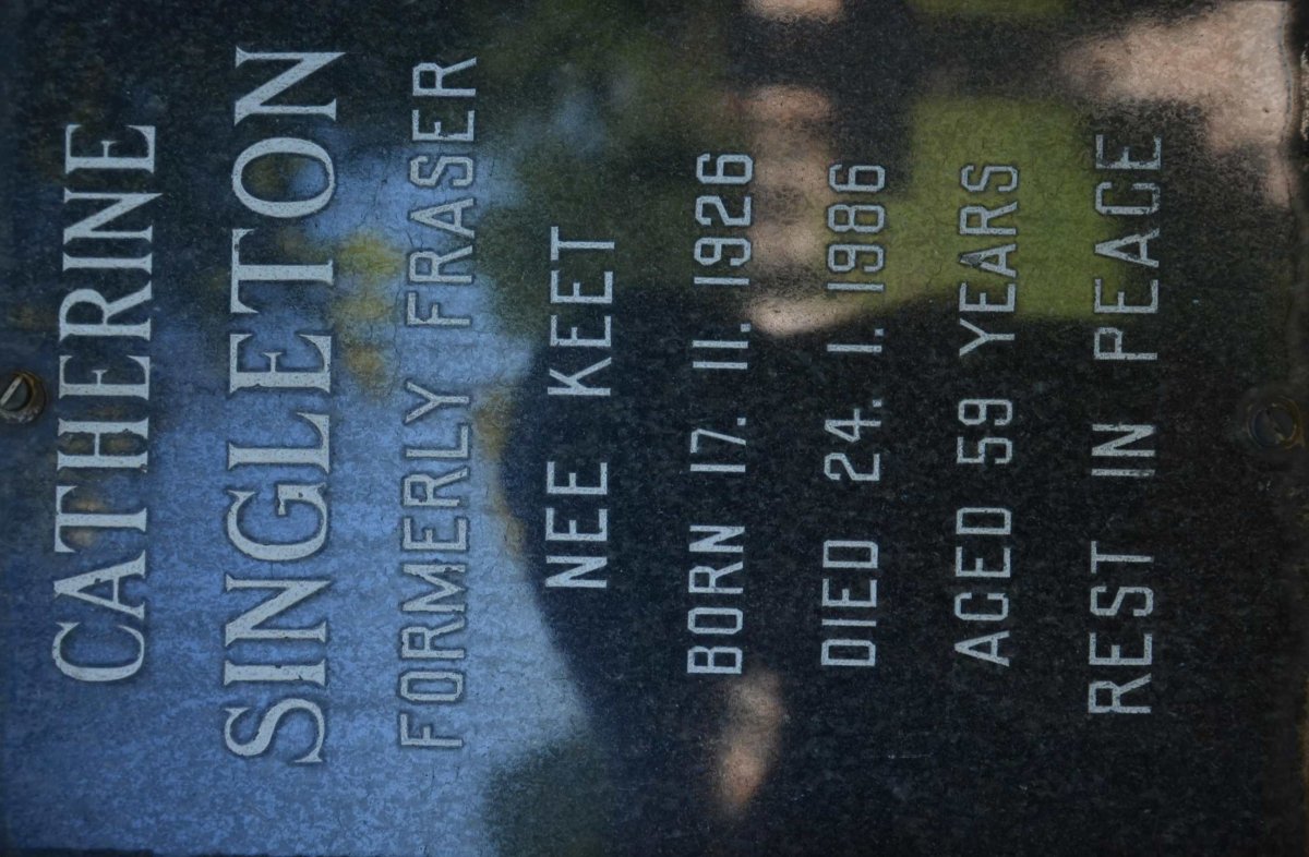 SINGLETON Catherine formerly FRASER nee KEET 1926-1986