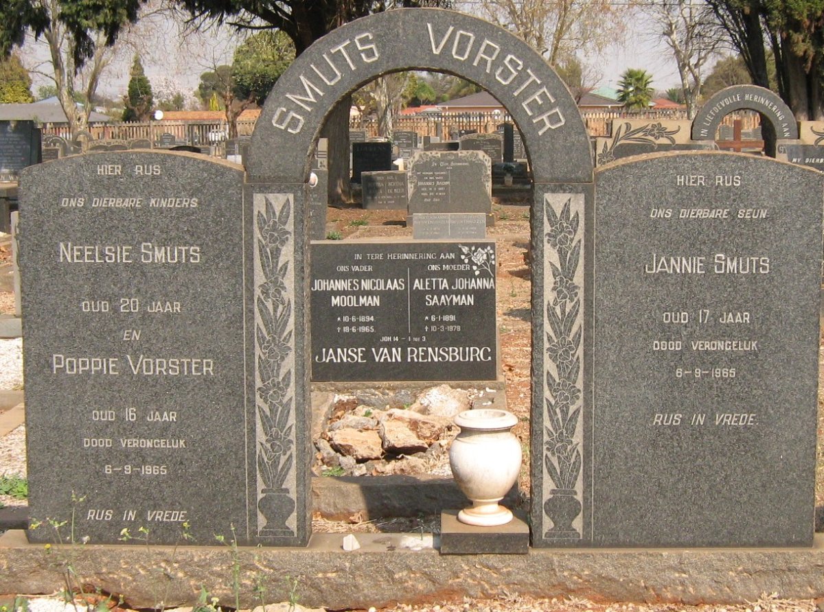 SMUTS Neelsie -1965 :: SMUTS Jannie -1965 :: VORSTER Poppie -1965