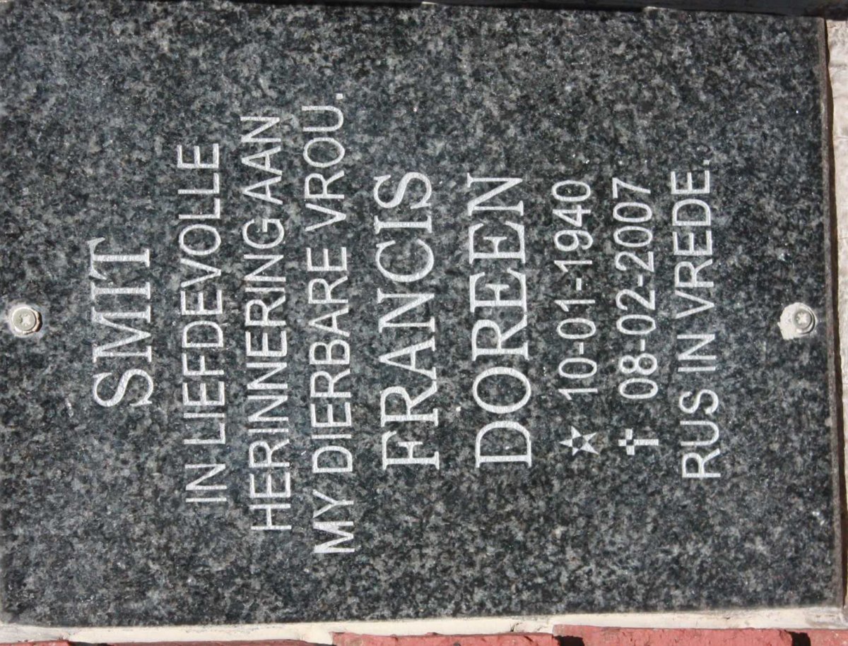 SMIT Francis Doreen 1940-2007