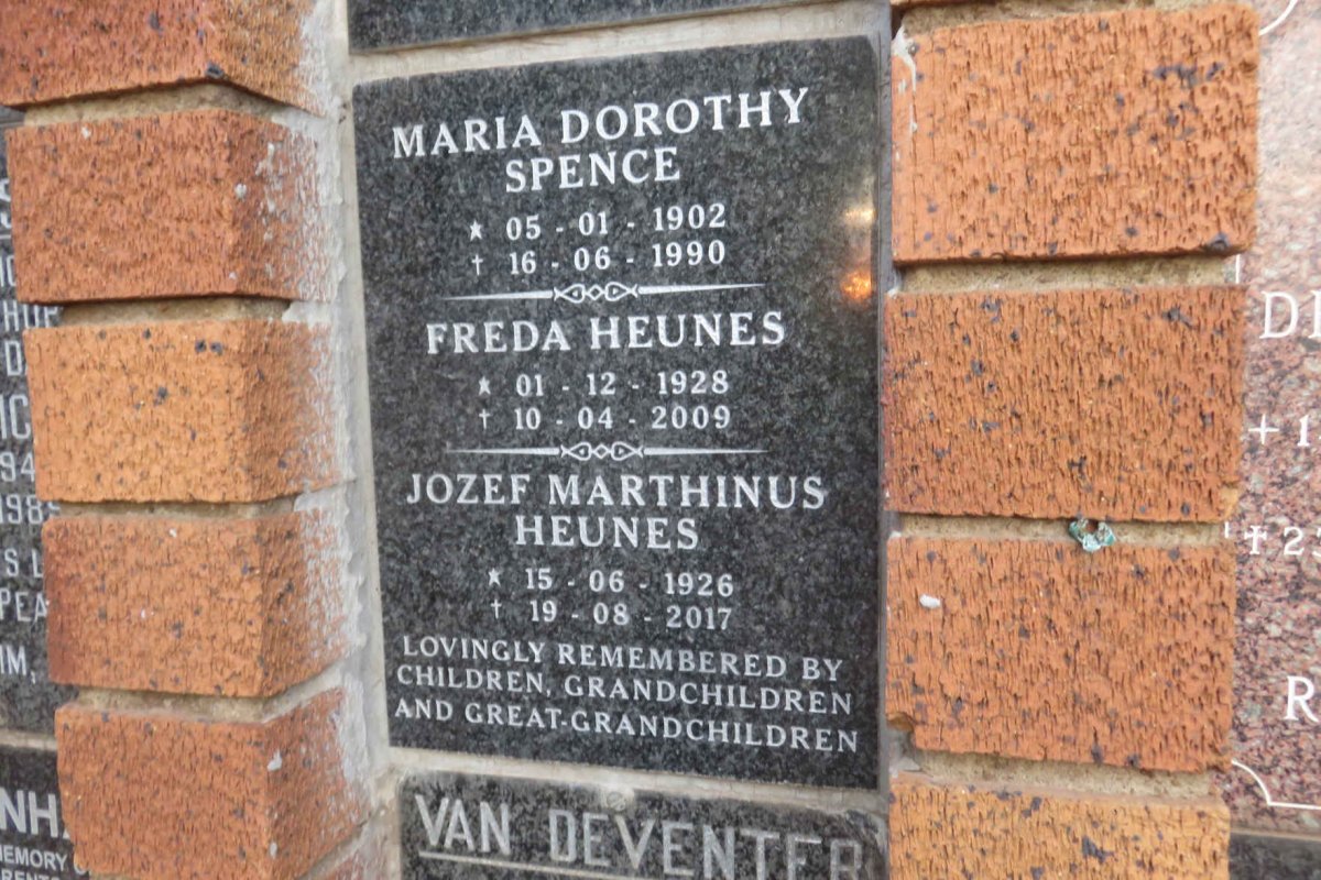 SPENCE Maria Dorothy 1902-1990 :: HEUNES Jozef Marthinus 1926-2017 &amp; Freda 1928-2009 :: VAN DEVENTER