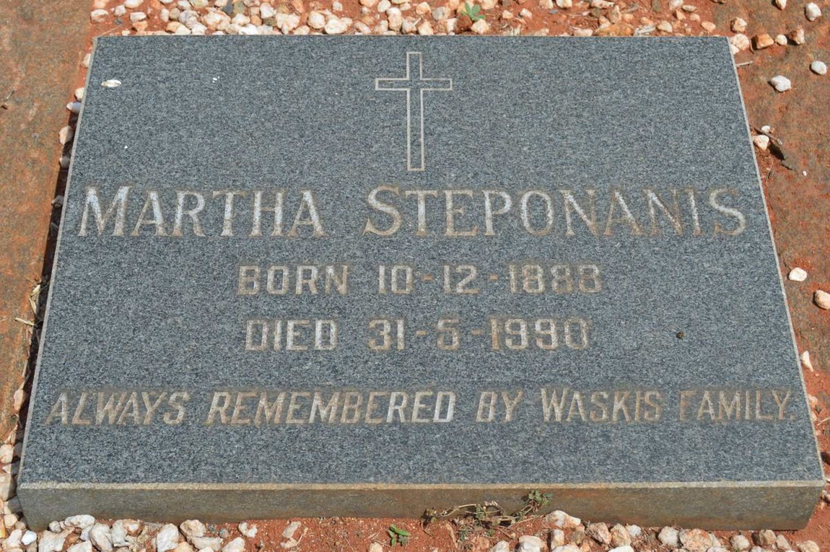 STEPONANIS Martha 1888-1990