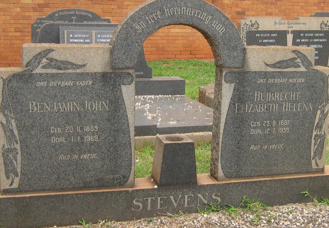 STEVENS Benjamin John 1889-1969 &amp; Huibrecht Elizabeth Helena 1887-1959
