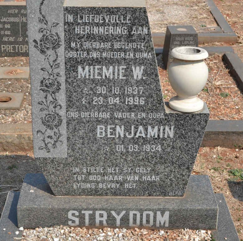 STRYDOM Benjamin -1934 &amp; Miemie W. 1937-1996