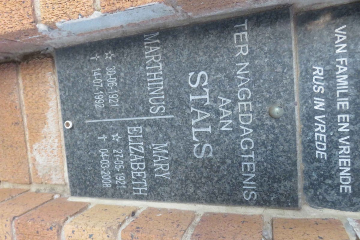 STALS Marthinus 1921-1992 &amp; Mary Elizabeth 1921-2008