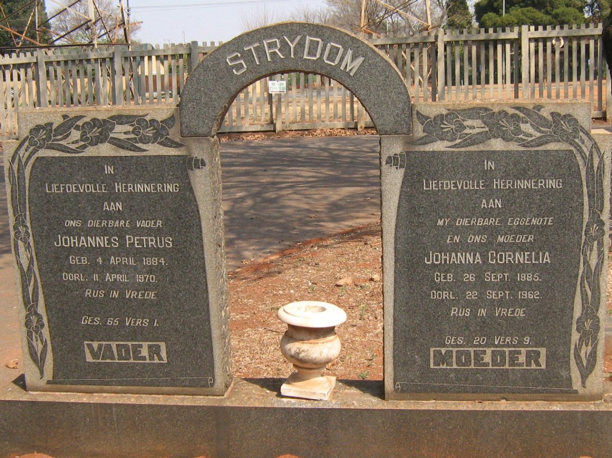 STRYDOM Johannes Petrus 1884-1970 &amp; Johanna Cornelia 1885-1962