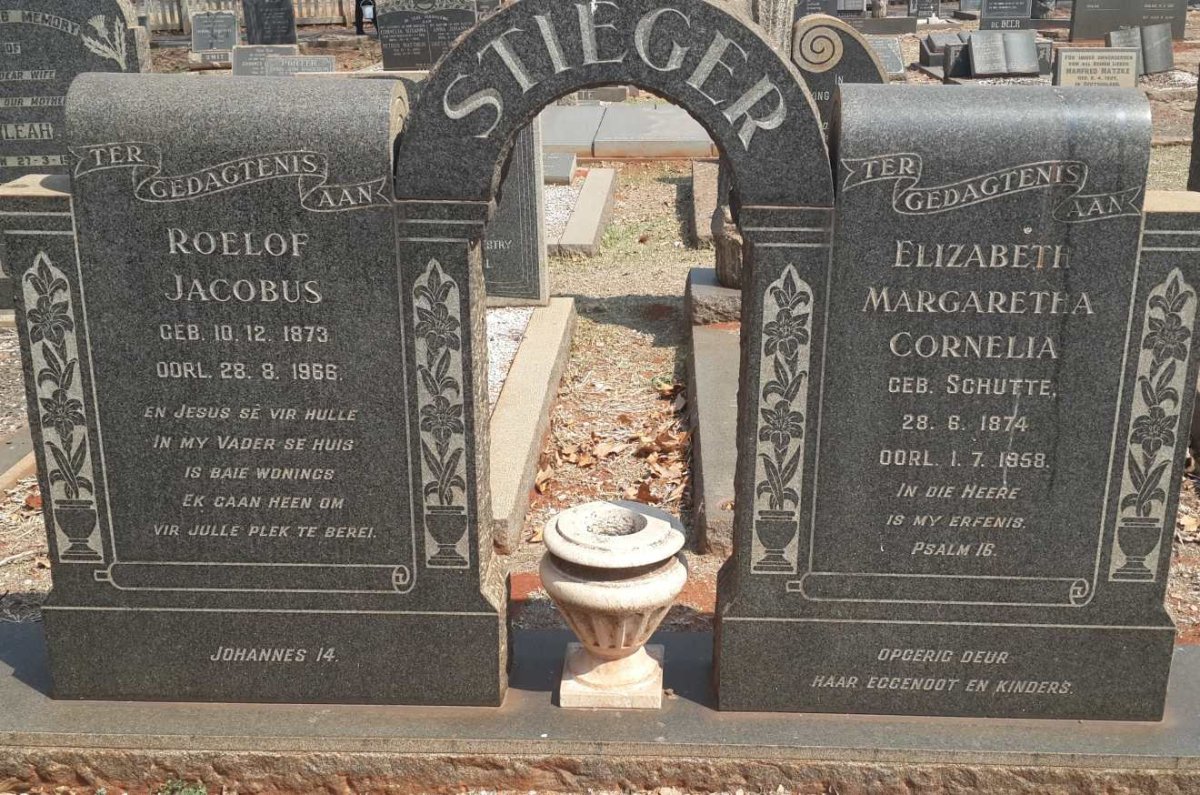 STIEGER Roelof Jacobus 1873-1966 &amp; Elizabeth Margaretha Cornelia SCHUTTE  1874-1958