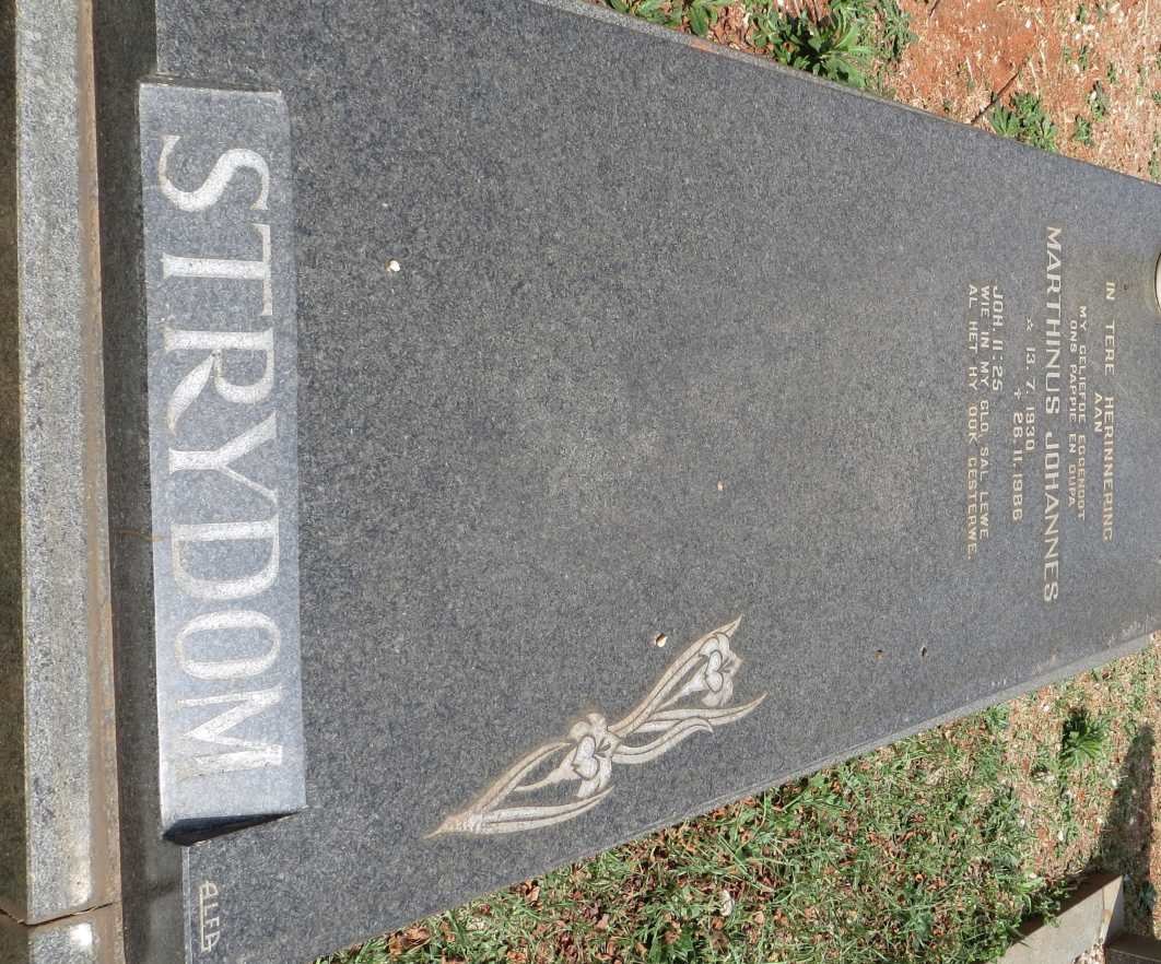 STRYDOM Marthinus Johannes 1930-1986