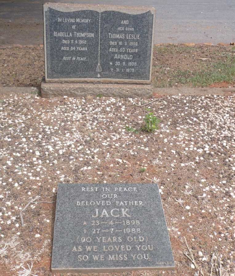 THOMPSON Isabella -1952 :: THOMPSON Jack 1898-1988 :: THOMPSON Thomas Leslie -1956 :: THOMPSON Arnold 1908-1979