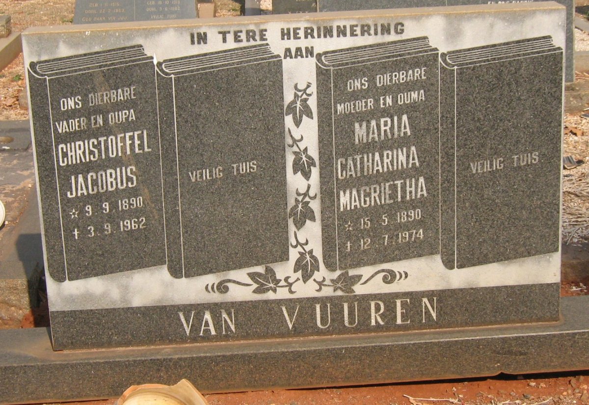 VUUREN Christoffel Jacobus, van 1890-1962 &amp; Maria Catherina Magrietha 1890-1974