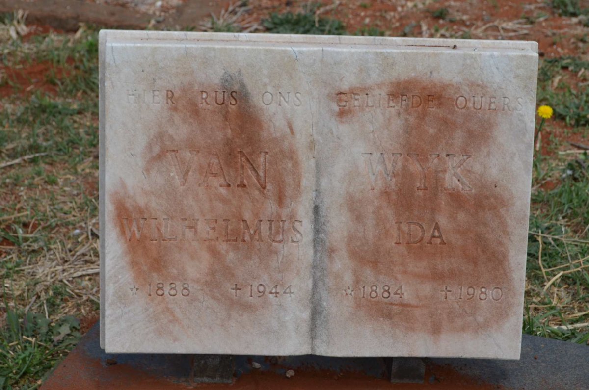 WYK Wilhelmus, van 1888-1944 &amp; Ida 1884-1980