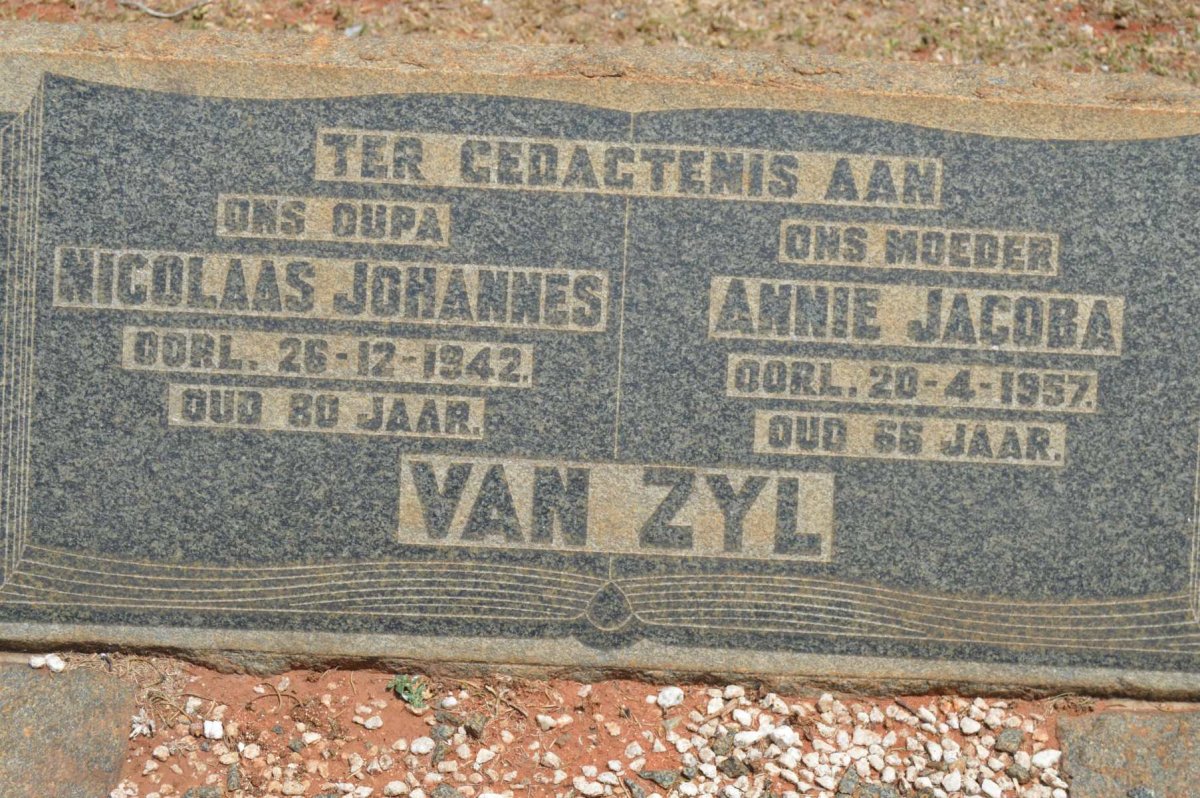 ZYL Nicolaas Johannes, van -1942 &amp; Annie Jacoba -1957