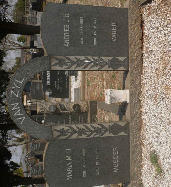 ZYL Andries J.H., van 1897-1982 &amp; Maria M.G. 1898-1968