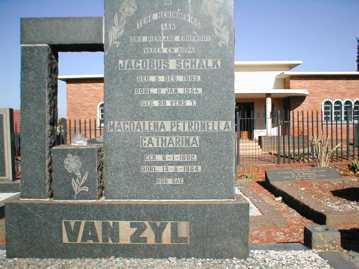 ZYL Jacobus Schalk, van 1883-1954 &amp; Magdalena Petronella Catharina 1892-1964