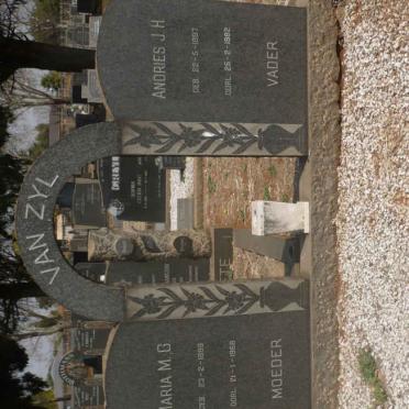 ZYL Andries J.H., van 1897-1982 &amp; Maria M.G. 1898-1968