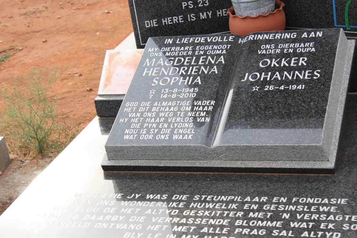 BRITZ Okker Johannes 1941- &amp; Magdelena Hendriena Sophia 1945-2010