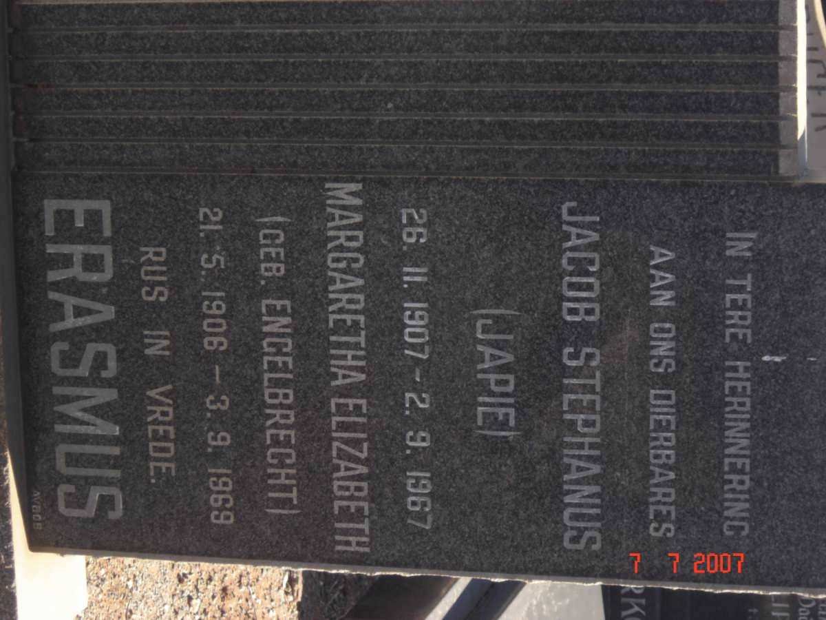 ERASMUS Jacob Stephanus 1907-1967 &amp; Margaretha Elizabeth ENGELBRECHT 1906-1969
