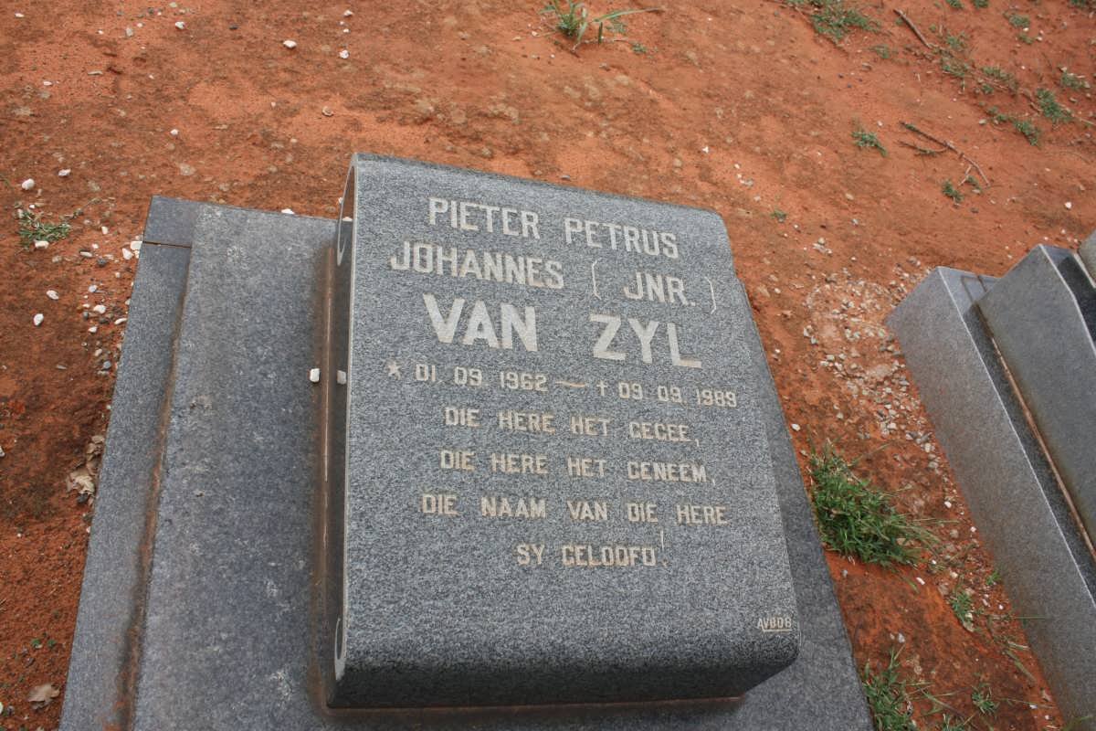 ZYL Pieter Petrus Johannes, van 1962-1989