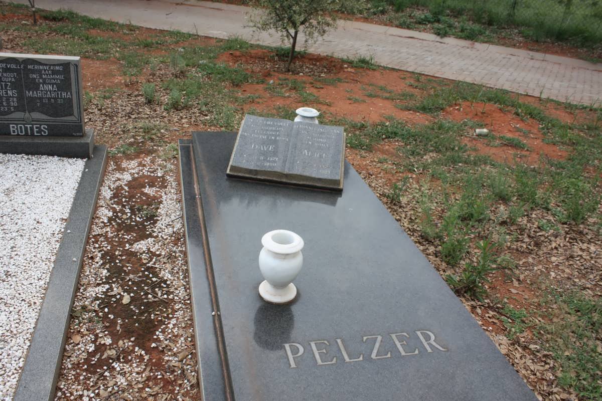 PELZER Dave 1921-1990 &amp; Alice 1925-1993