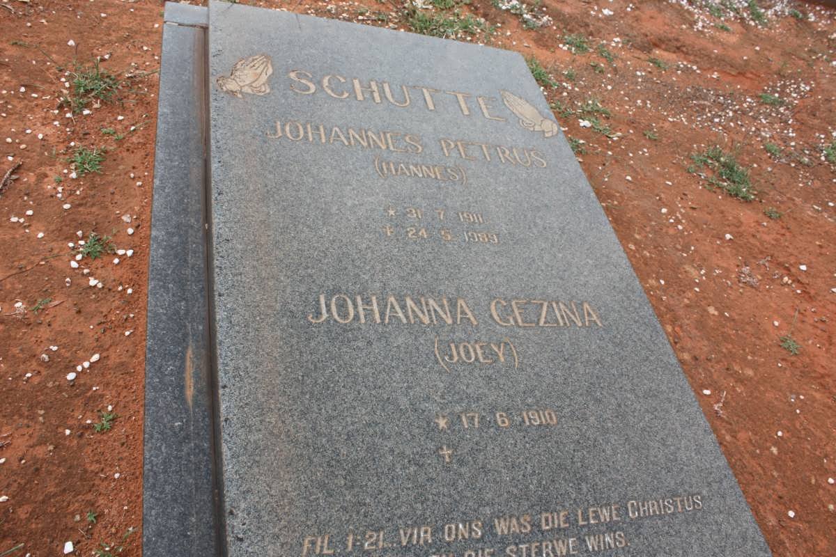 SCHUTTE Johannes Petrus 1911-1989 &amp; Johanna Gezina 1910-