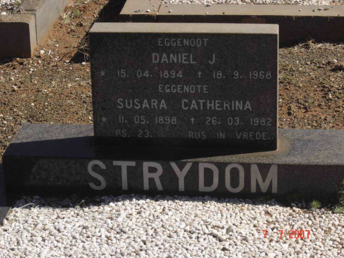 STRYDOM Daniel J. 1894-1968 &amp; Susara Catherina 1898-1982