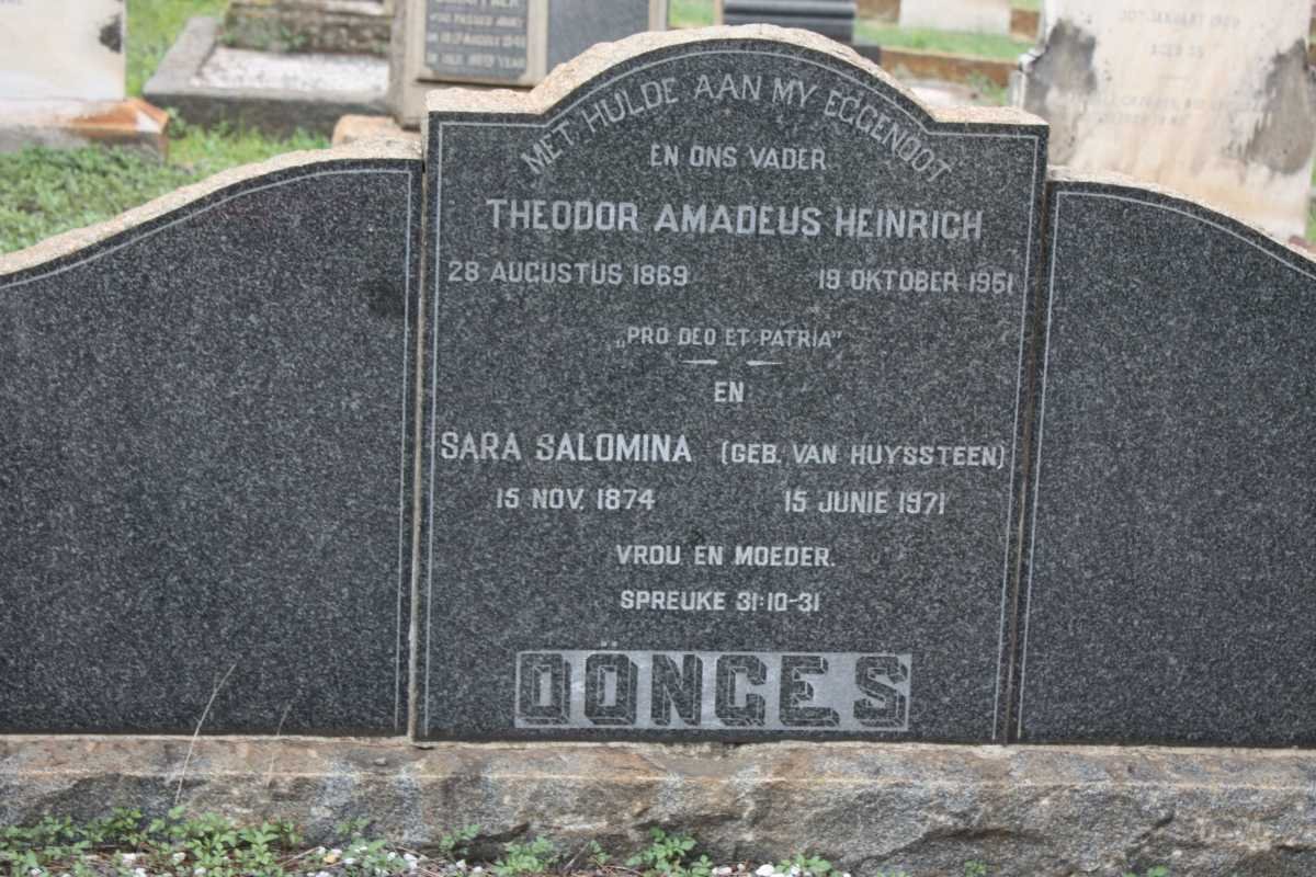DÖNGES Theodor Amadeus Heinrich 1869-1951 &amp; Sara Salomina VAN HUYSSTEEN 1874-1971