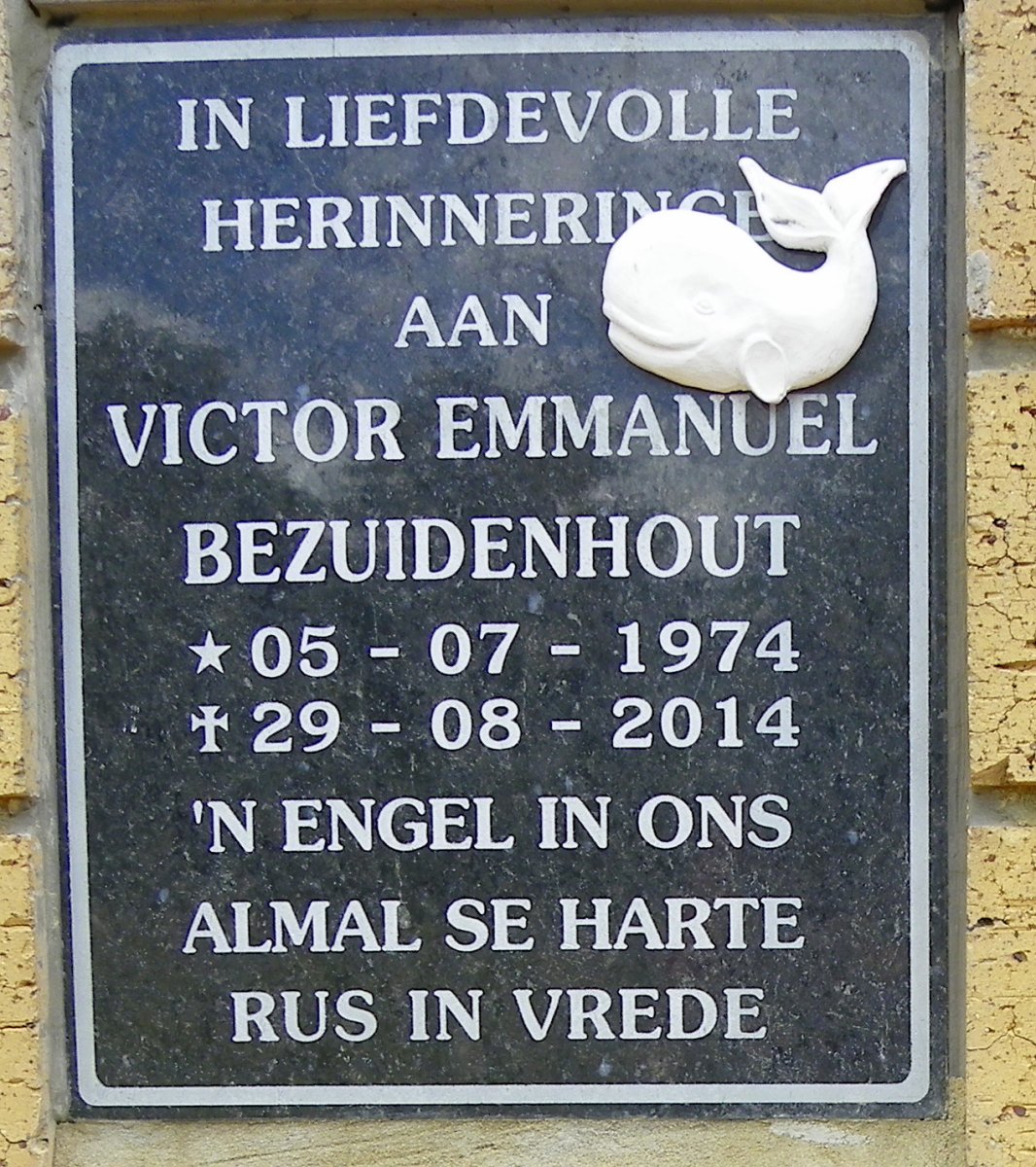 BEZUIDENHOUT Victor Emmanuel 1974-2014