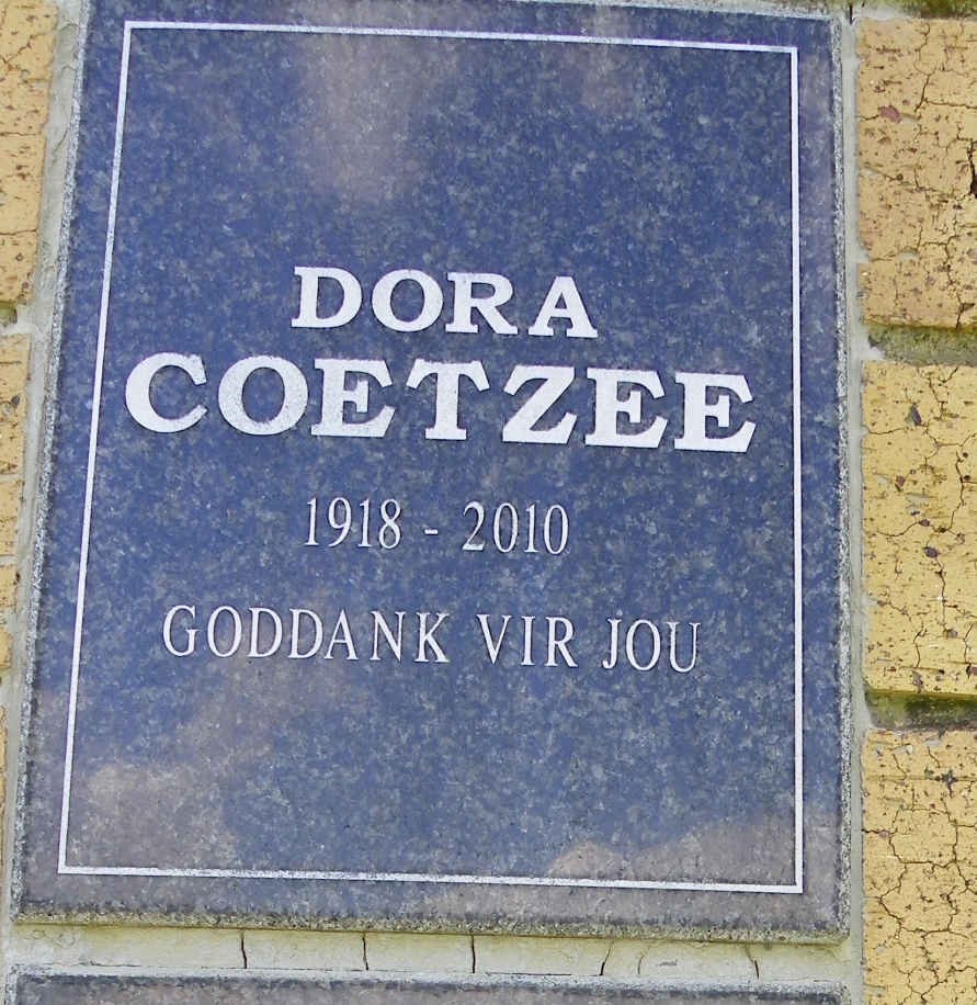 COETZEE Dora 1918-2010