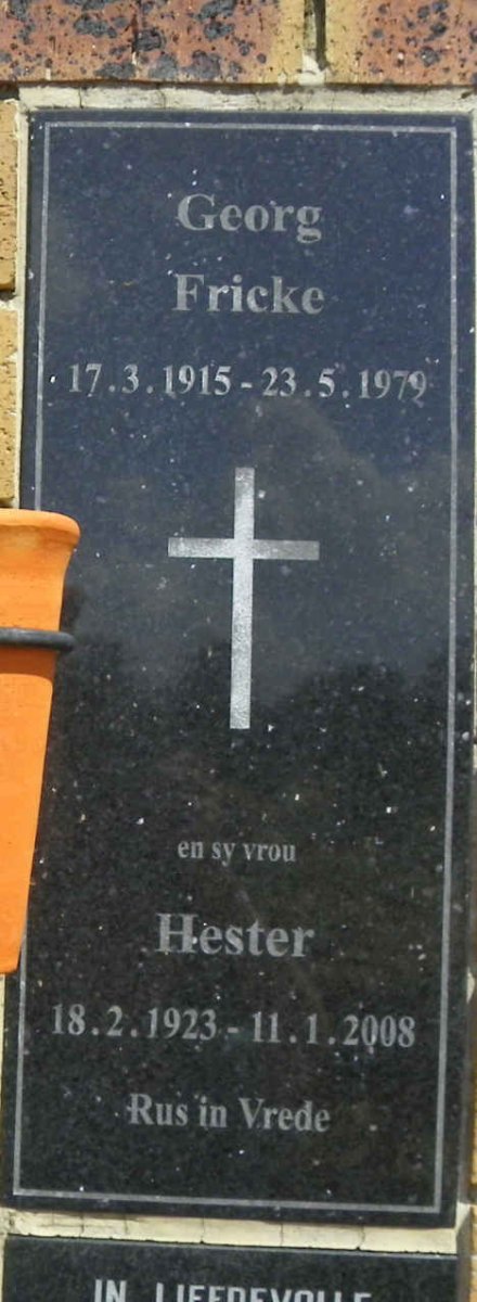 FRICKE Georg 1915-1979 &amp; Hester 1923-2008